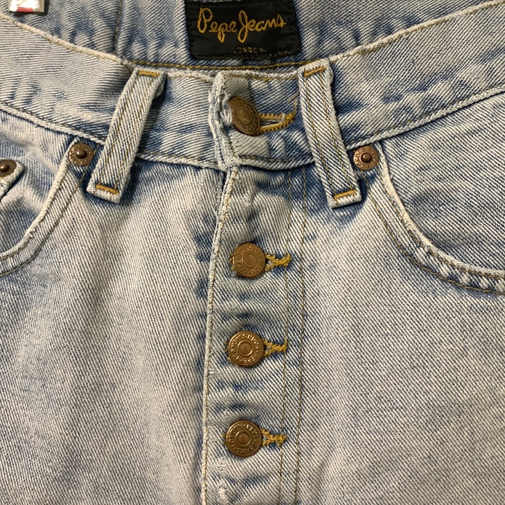 3 for $15 Sale- Vintage Pepe Jeans London England High Waisted Denim Shorts - Picture 2 of 11